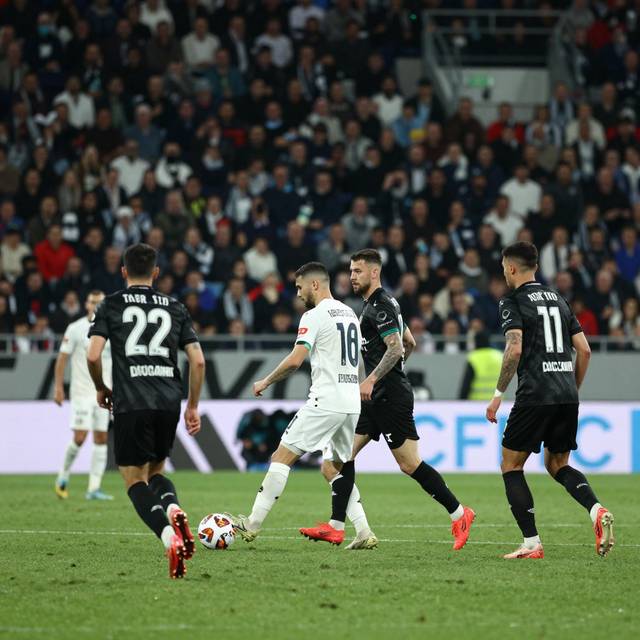 Başakşehir thắng 2-0 trên sân Puskas Academy trong trận giao hữu
